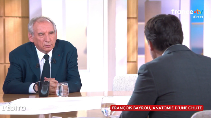 François Bayrou a la defensiva en una enésima entrevista televisiva,