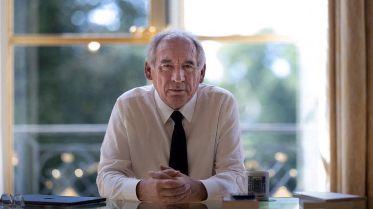 François Bayrou en Matignon, nueve meses al lado de la