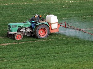 Hasta 45 veces más pesticidas en el aire: los habitantes