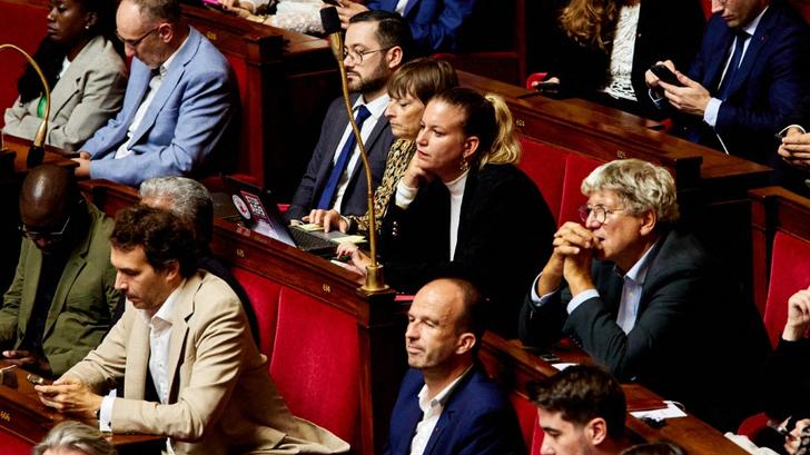 LFI utiliza la frustración de los sindicatos para presionar a
