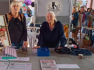 Los Chapyrus, una mano amiga para los gatos callejeros.