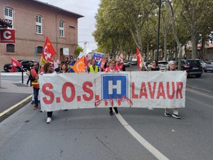 Nueva movilización frente al hospital de Lavaur.