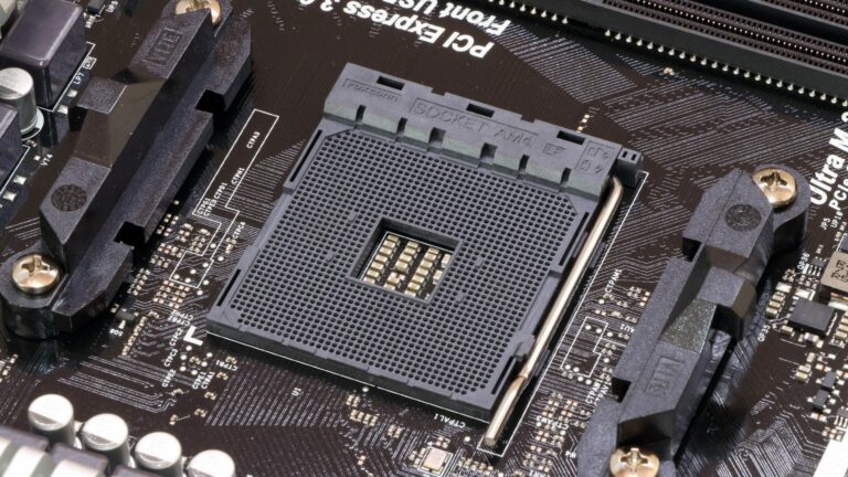 Nueve años de socket AM4, pero AMD tiene una forma