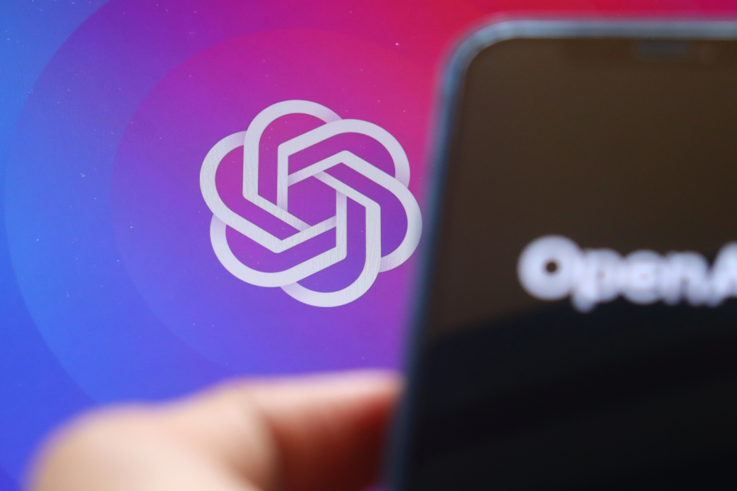 OpenAI busca conquistar el mundo con gigantescos centros de datos