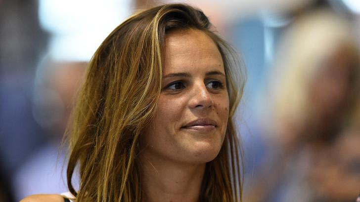 Para su hija, Laure Manaudou busca su autobiografía « Entre