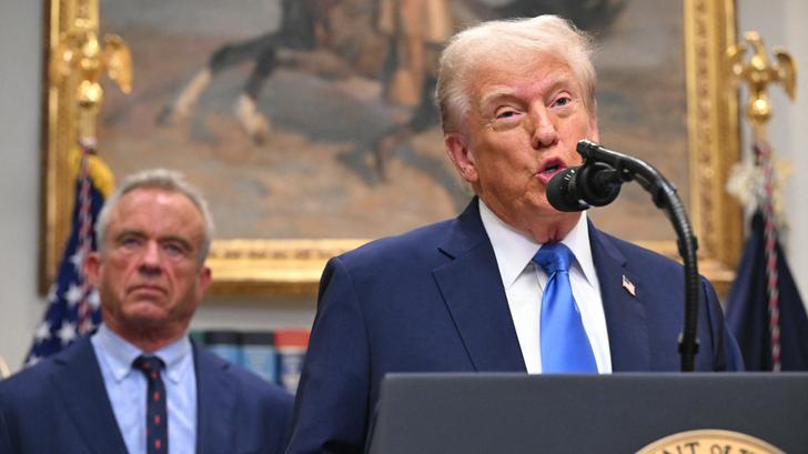 Paracetamol, autismo, hepatitis... Donald Trump multiplica las fake news médicas