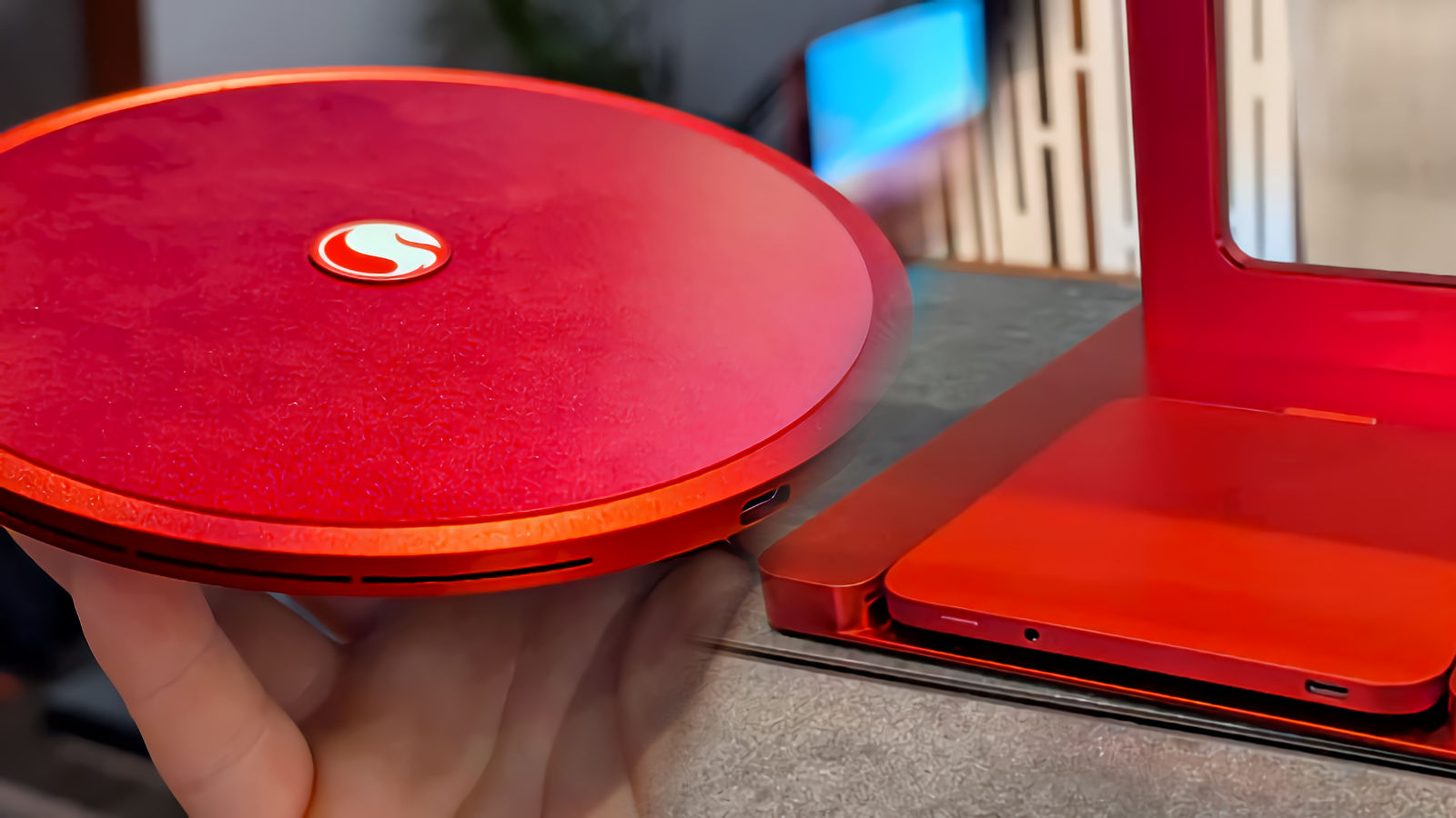 Prototipos de mini-PC compactos como nunca antes con Qualcomm y