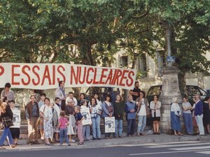 RECIT. Hace 30 años, Francia reanudaba sus ensayos nucleares en