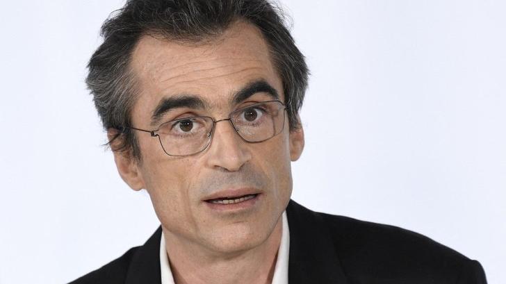 Raphaël Enthoven se ve atrapado por sus comentarios sobre Gaza