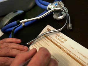 TESTIMONIOS. Bajas por enfermedad: "Es insoportable y psicológicamente difícil"... el