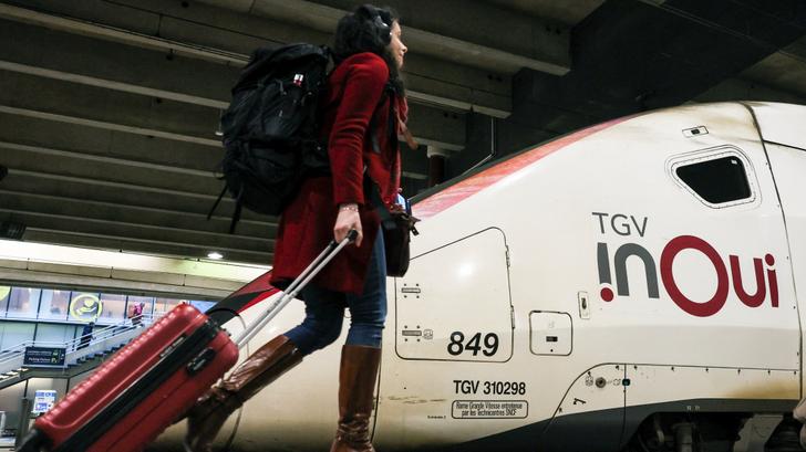 Tráfico de SNCF perturbado, caos en la RATP, las autoridades