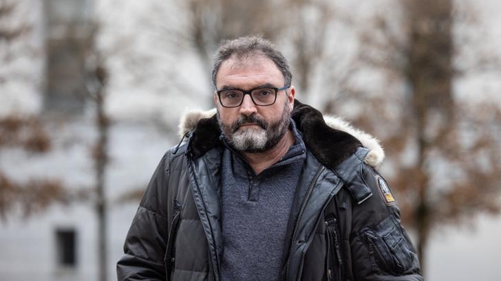 Una primera víctima presumida del anestesista relata su "calvario".