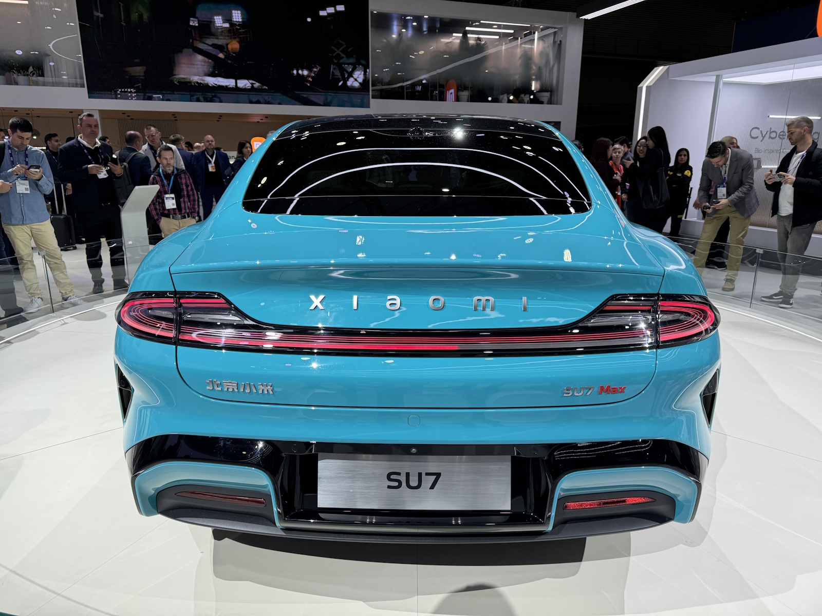 Xiaomi quiere vender sus coches en Europa para 2027... ¡y