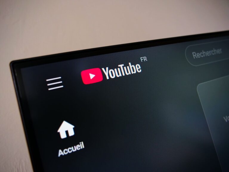 YouTube anuncia que restaurará las cuentas de los creadores baneados