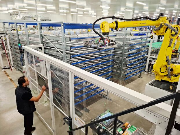 Robots procesan los productos