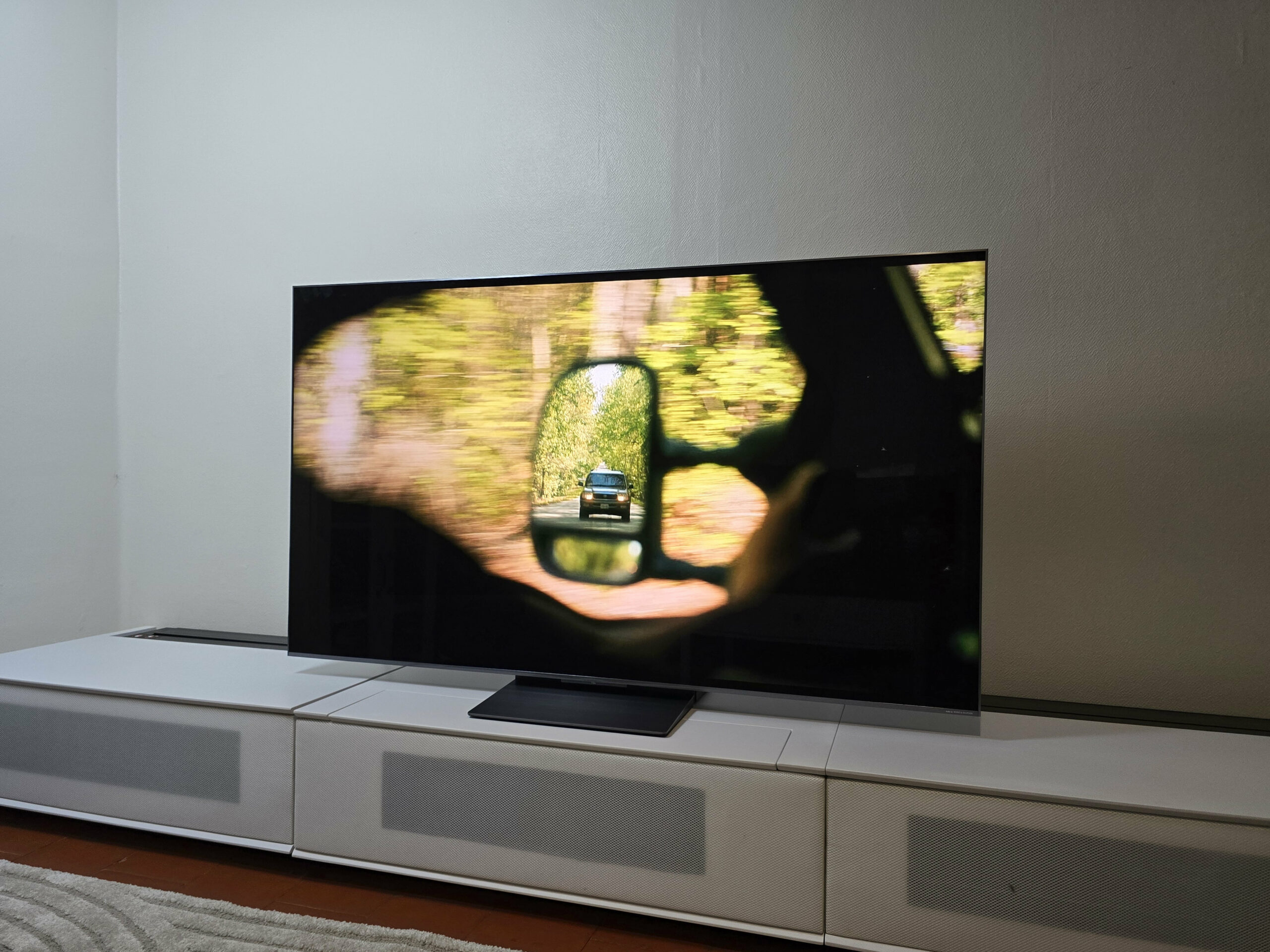 ¿La TV MiniLED que realmente desafía al OLED?