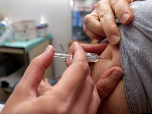 Vacuna contra la gripe: ¿la vacunación reduce en gran medida