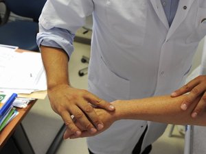 ¿Tendremos dermatólogos de Burdeos vinculados a los servicios hospitalarios?: ¿pronto