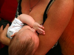 LLAMADA A TESTIMONIOS. Lotoises, ¿están amamantando a sus hijos? Cuéntenos