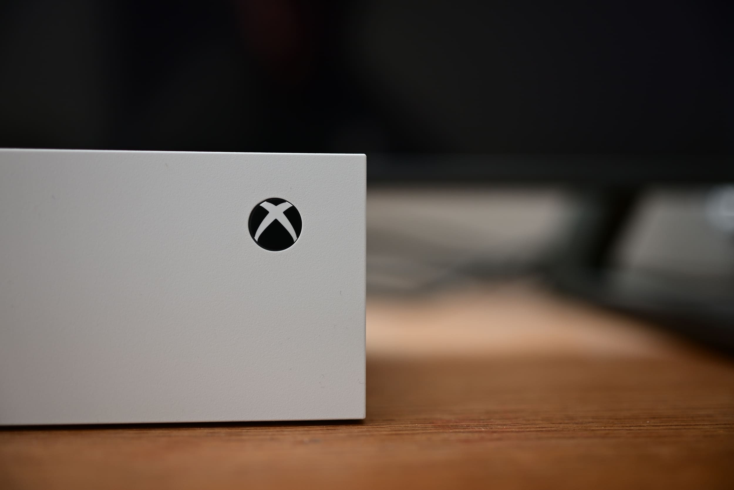 ¡Sin celos! Microsoft también aumenta el precio de sus Xbox