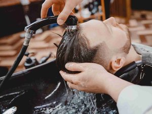 Síndrome del peluquero: ¿se corre el riesgo de un AVC