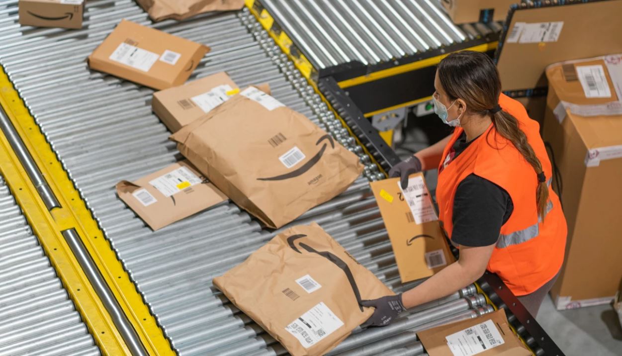 Amazon y La Poste buscan más de 11,000 temporeros para