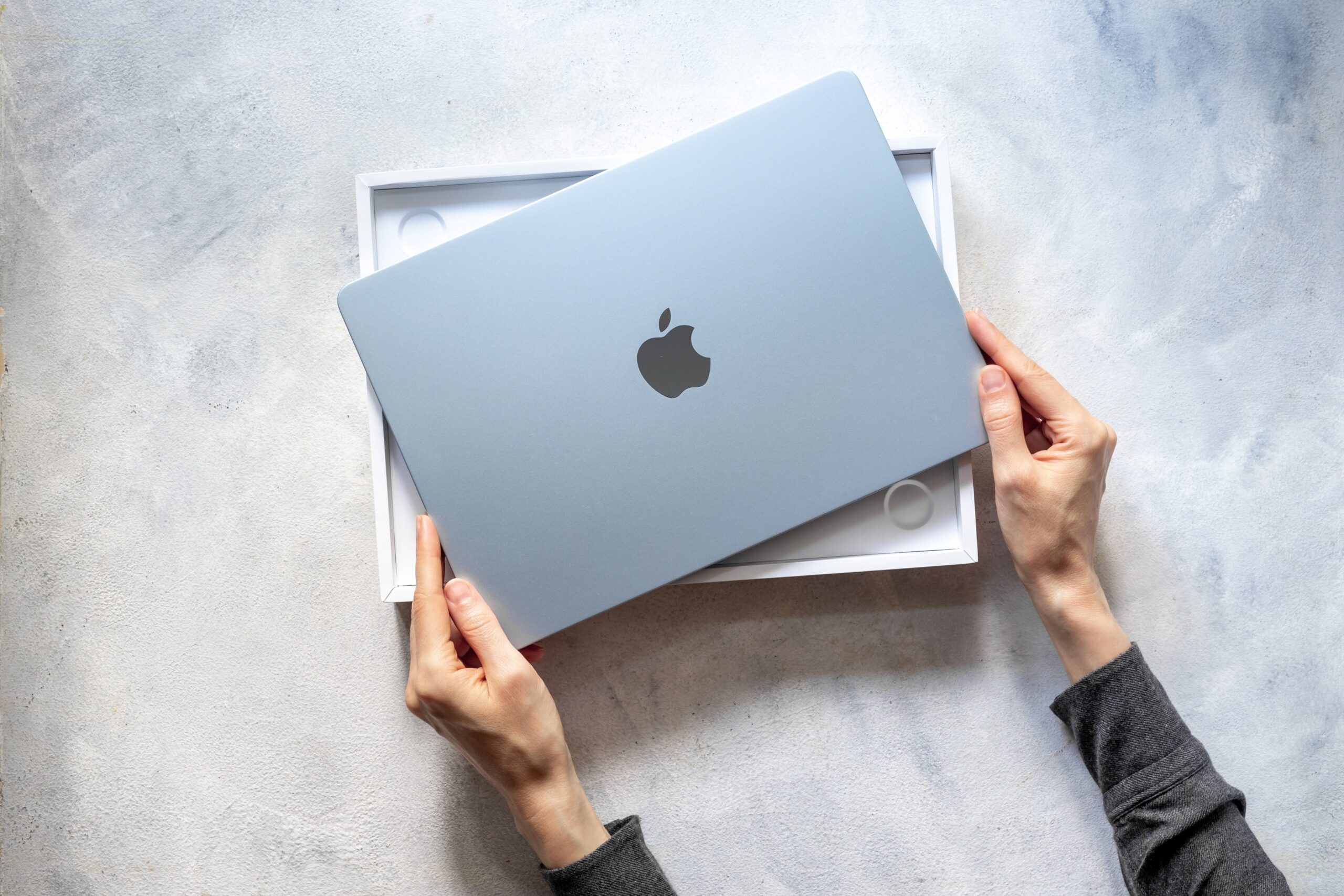 Apple (finalmente) ha bajado sus precios, ¿pero es suficiente para