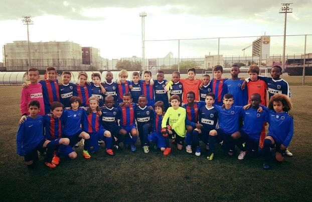 Barcelona-PSG: el reencuentro de Quentin Ndjantou y Lamine Yamal ocho
