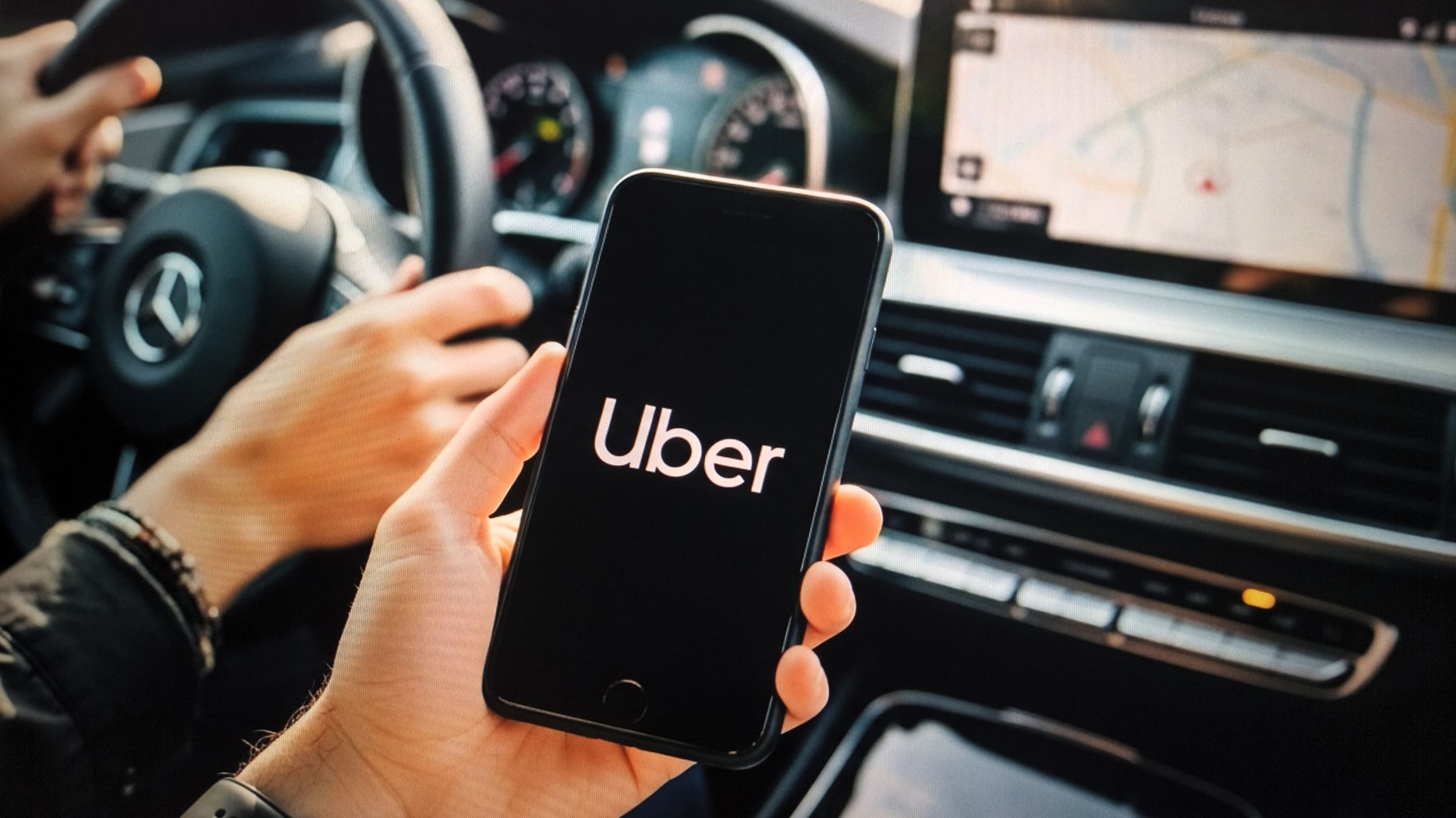 Cuando Uber hace un gran cheque a sus conductores para