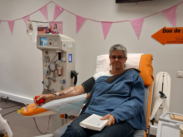 Donación de plasma en Tarbes: Marie-Danielle y sus hijos perpetúan