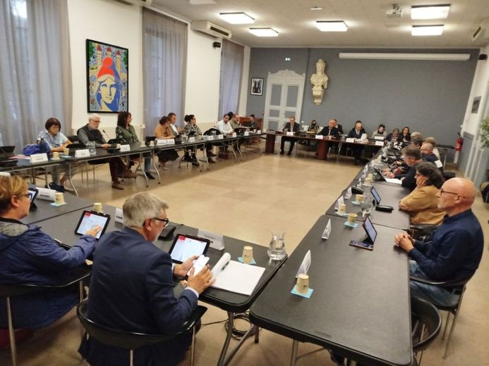 "El descanso dominical es un referente colectivo": debate sobre la