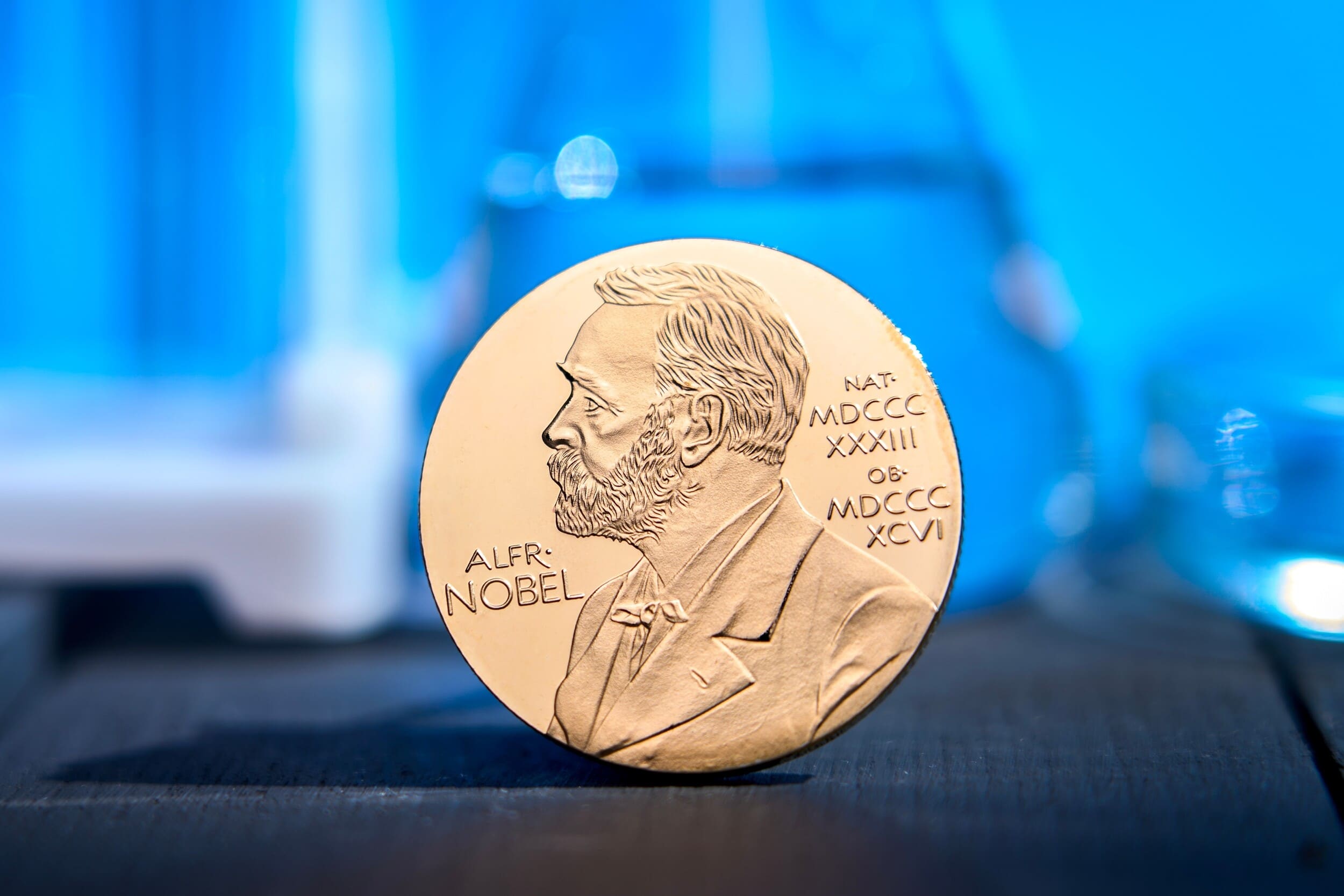 Magnífica noticia, el ganador del Premio Nobel de Física 2025