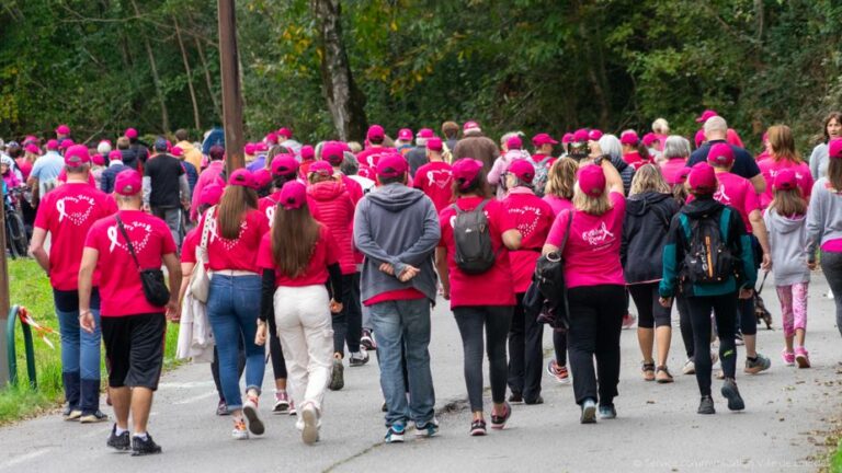Octubre rosa: carrera, marcha, detección y solidaridad en el lago
