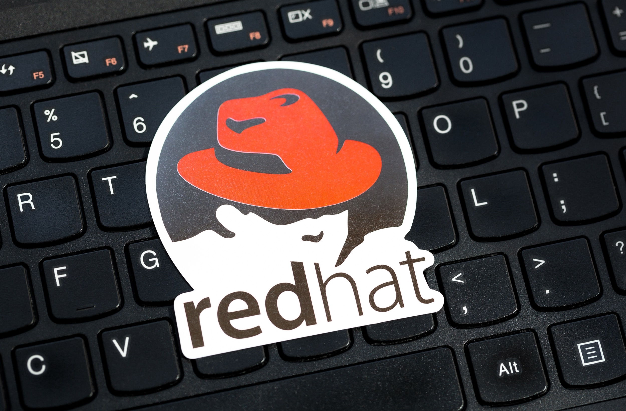 Red Hat confirma haber sido pirateado, datos sensibles de clientes