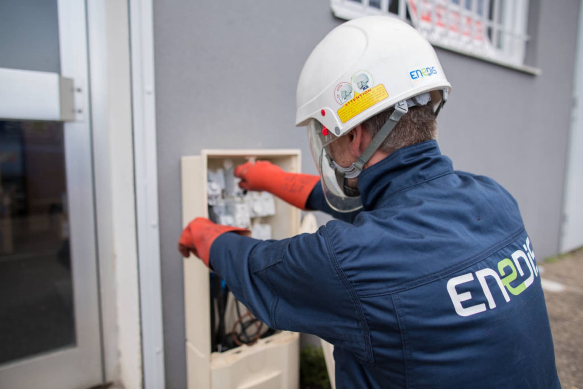 Se hacen pasar por Enedis y estafan a los habitantes,