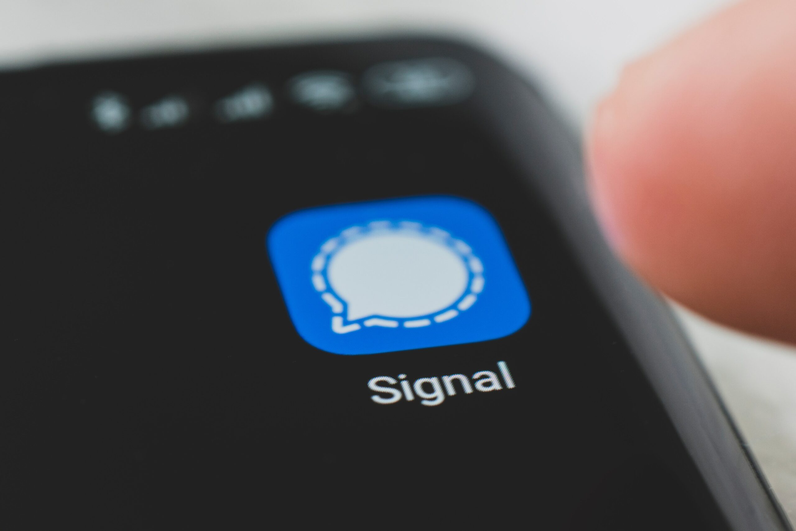 Signal ciega su mensajería con un nuevo protocolo post-cuántico.