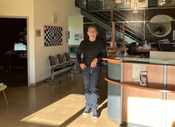 "Sin sucesor encontrado": el oftalmólogo en Fumélois, el Doctor Medhi