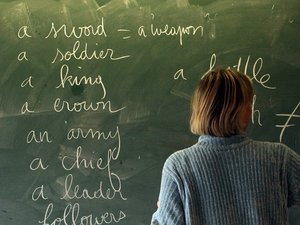 « Su candidatura ha sido estudiada con benevolencia: una profesora
