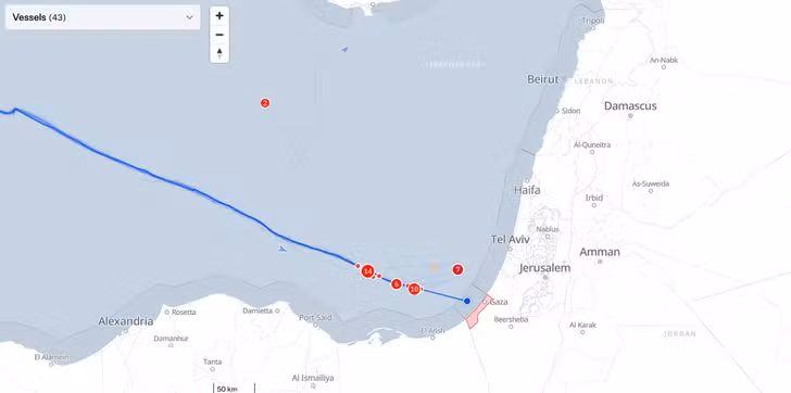 Mapa interactivo que muestra los barcos de la flotilla y su situación en relación con las costas de Gaza.