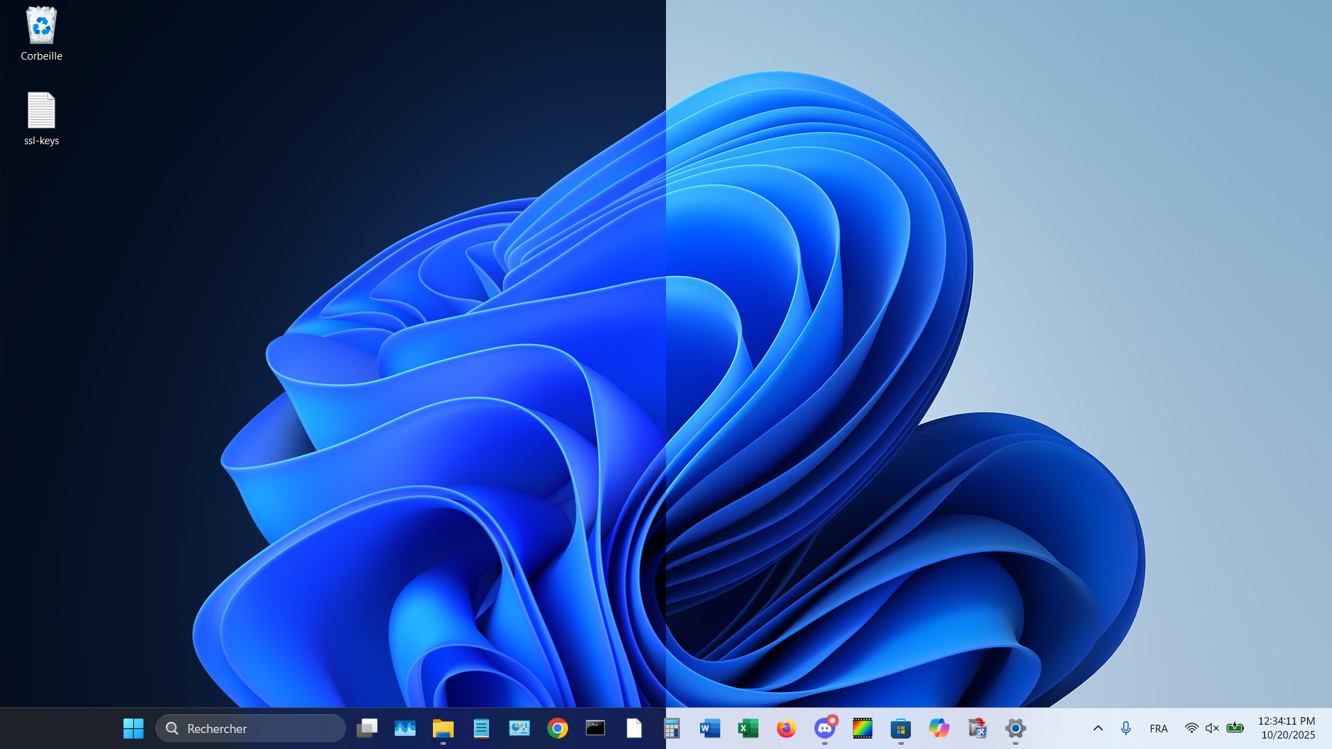 ¿Windows 11 cambia de tema solo? Esta vez, no es