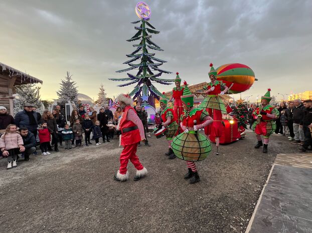 La parade de Noël au Barcarès en décembre 2022. LP/Christian Goutorbe