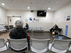 REPORTAJE. Urgencias en crisis: clínicas, farmacias, casas médicas de guardia…