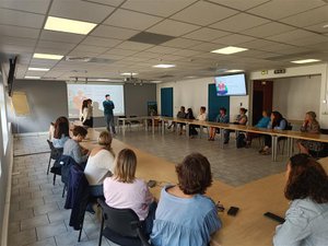 Auvillar. La central nuclear comprometida durante Octubre Rosa.