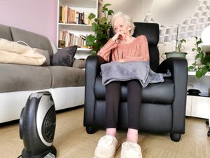 Confundida con una vecina fallecida, una septuagenaria se queda sin