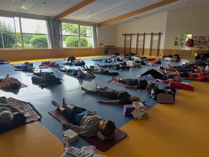 El Hatha-yoga y el yoga también se practican en Pujols.