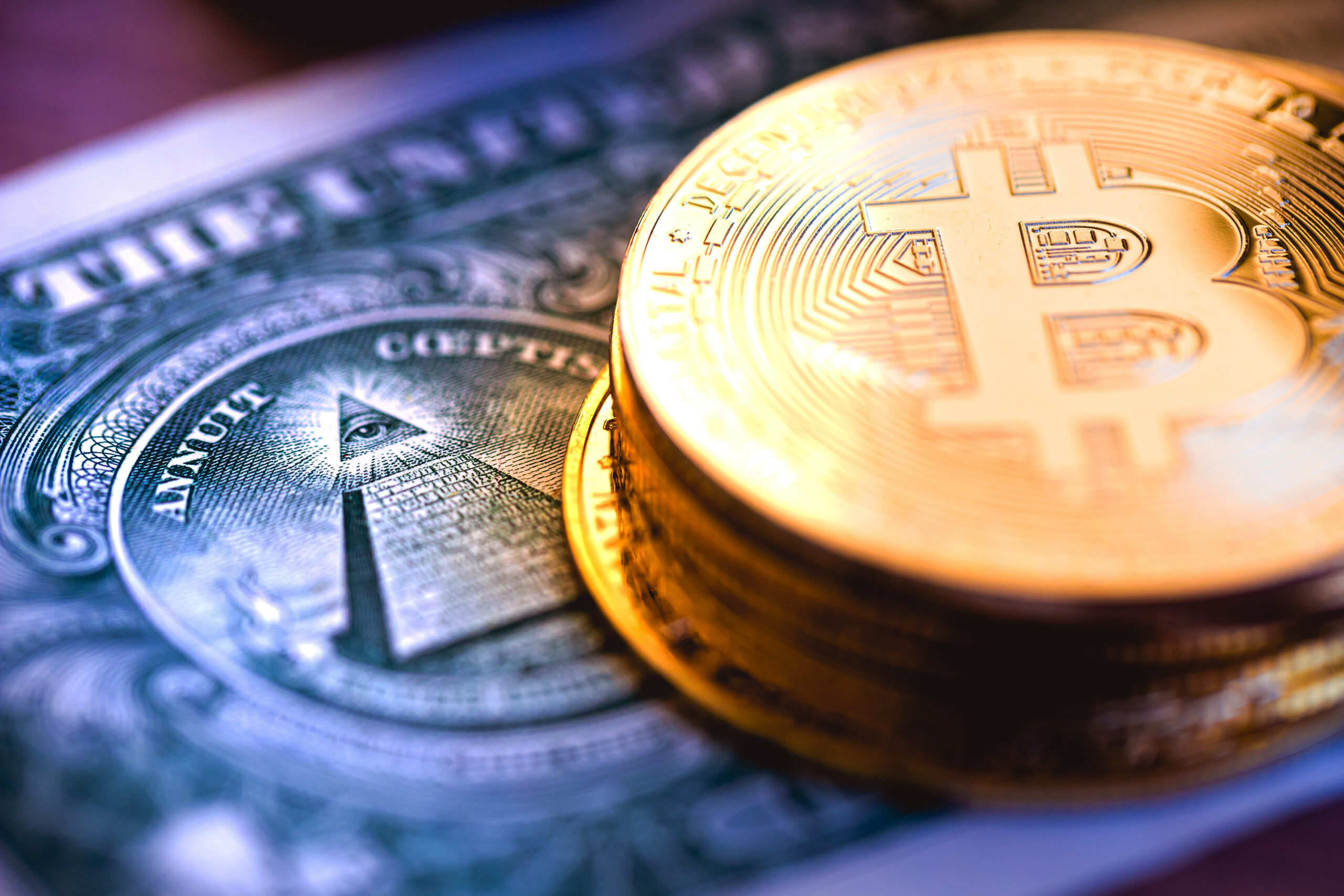El segundo billonario de la historia en BTC vende todo,