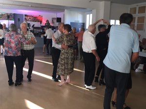 Generación Movimiento: bailes para apoyar a los mayores y el