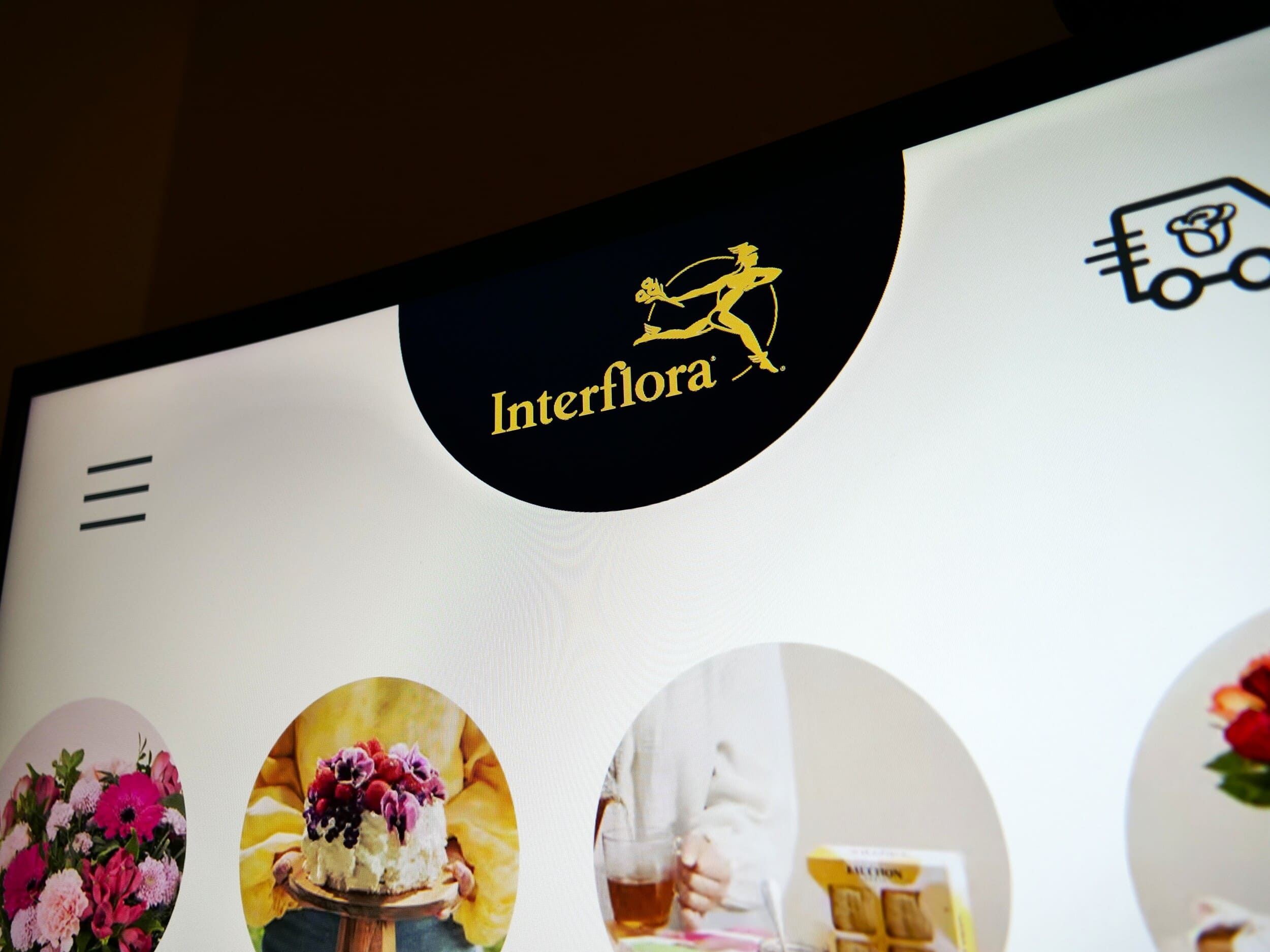 Interflora recibe una severa sanción tras engañar a sus clientes