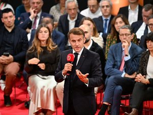 Salud, medios, educación: lo que Emmanuel Macron respondió a los