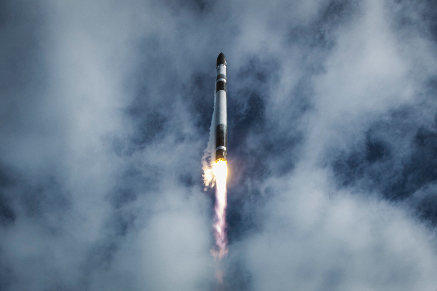 Se habla mucho de SpaceX y Blue Origin, pero este